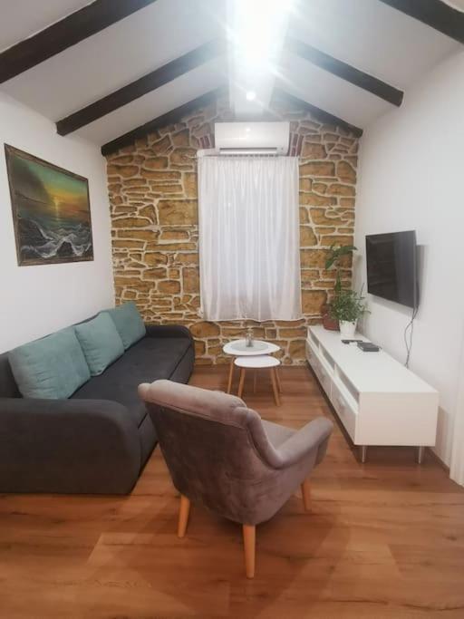 Loft Apartment Pula Luaran gambar