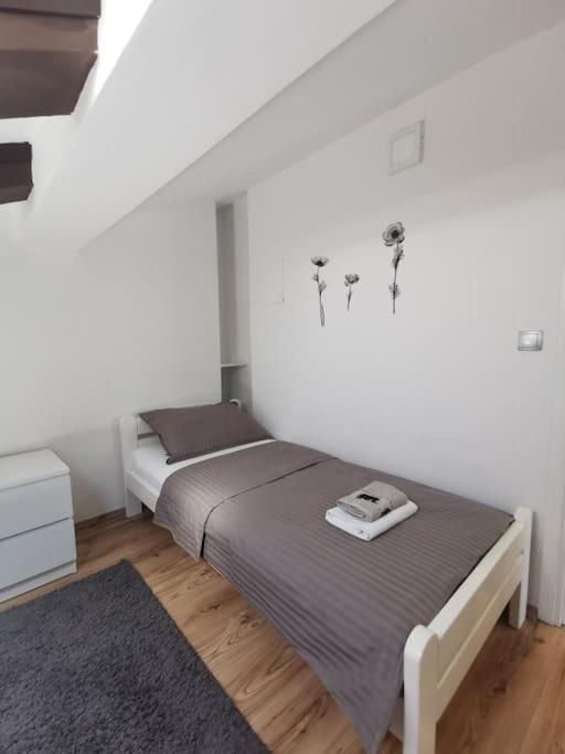 Loft Apartment Pula Luaran gambar